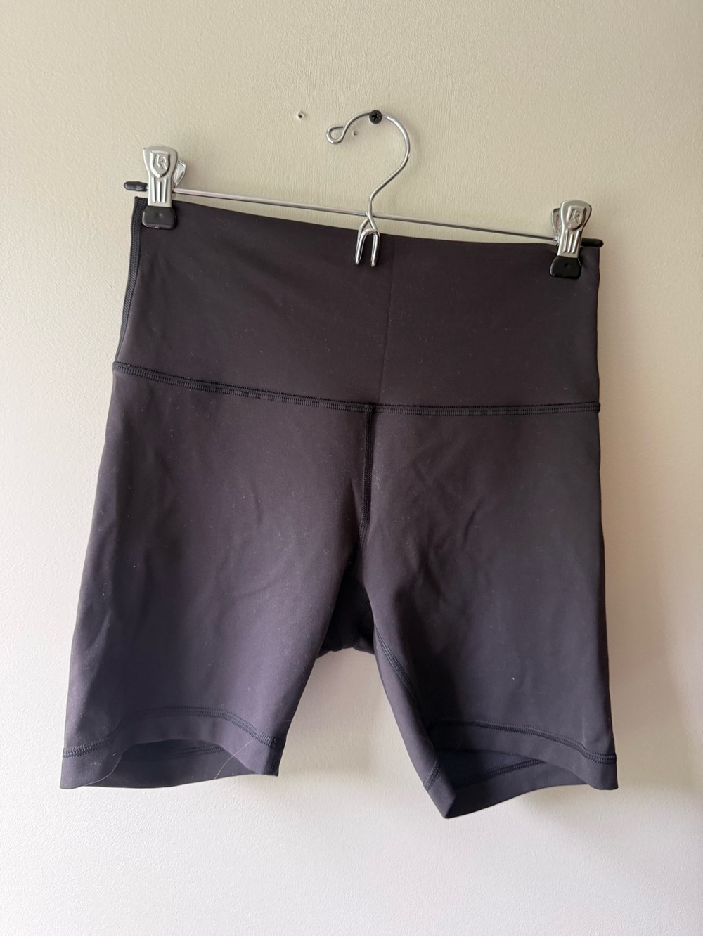 Lululemon Wunder Train High-Rise Short 6"